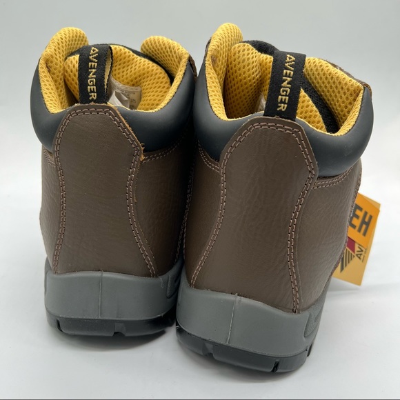 NIB Avenger Breaker Brown Lace Up Boots - Picture 6 of 9